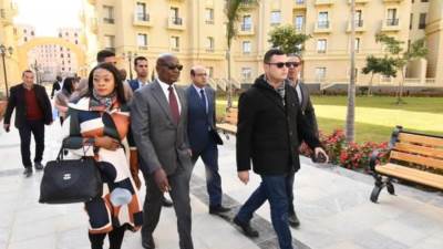 وزير الإسكان بزيمبابوى يزور العاصمة الإدارية ومشروعات التطوير بالقاهرة