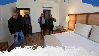 وزير الإسكان يتفقد مشروع الوحدات الفندقية والسياحة العلاجية والاستشفائية بأسوان الجديدة 