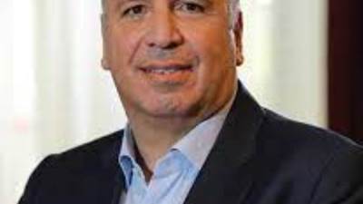 أحمد هيكل:تراجع أسعار الفائدة عالميا سيعيد جزء من الأموال إلى الأسواق الناشئة