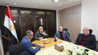 «الجزار»يوجه بالتوسع في تركيب عدادات المياه مسبقة الدفع والعدادات الذكية