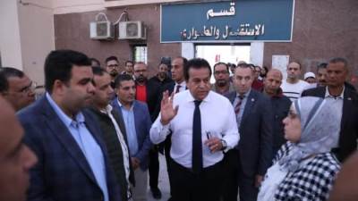 وزير الصحة يوجه بسرعة تشغيل مستشفى السويس العام بكامل طاقته 
