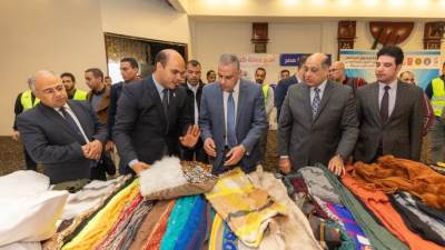 «تحيا مصر» يوفر 60 ألف قطعة ملابس للأسر الأولى بالرعاية في سوهاج