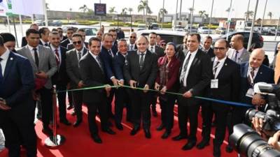 وزيرا «التجارة» و«البيئة» يفتتحان معرضي «إيجي بلاست» و«بلاستيكس»