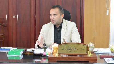 محمد خلف الله: غلق وتشميع 18 محال بدون ترخيص بدمياط الجديدة