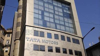 «إم إم جروب» توقع اتفاقًا مع «تاتا موتوز» لتوزيع علاماتها بمصر