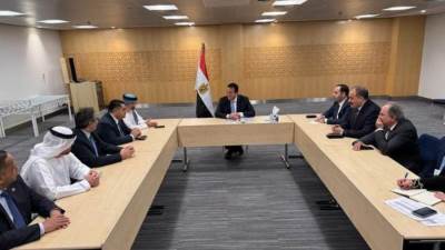 «عبدالغفار» يبحث التعاون مع «EHS» حلول الذكاء الاصطناعي بالقطاع الصحي  