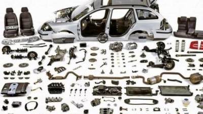 أسعار قطع غيار السيارات تواصل الارتفاع بفعل مشاكل العملة والاستيراد