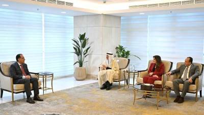 مدبولي يبحث مع رئيس البنك الإسلامي للتنمية سبل تعزيز التعاون المشترك