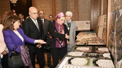 وزيرا الإسكان والبيئة يفتتحان معرض المشروعات المقدمة لمسابقة تصميم الإسكان الأخضر