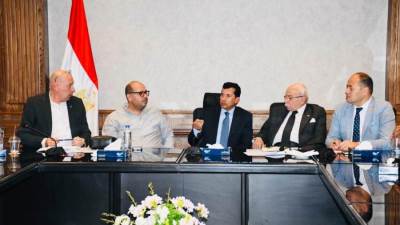 وزير الرياضة يناقش استعدادات مشاركة مصر فى دورتى الألعاب الإفريقية والأوليمبية