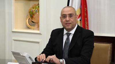 وزير الإسكان: تطبيق منظومة جديدة للإعلانات بالطرق العامة بالمدن الجديدة