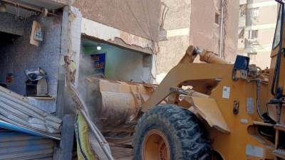 المهندس عادل النجار يستعرض جهود إزالة مخالفات البناء والإشغالات وأعمال النظافة بالمدينة