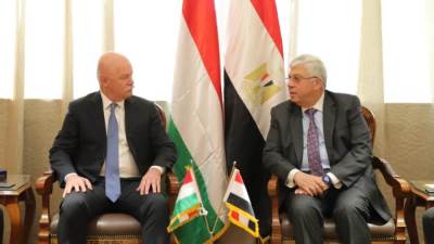 وزيرا التعليم العالي والثقافة والابتكار المجري يعقدان لقاءًا ثنائيًا لبحث التعاون المُشترك