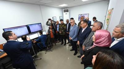 وزير الإسكان ومحافظ الشرقية يتابعان موقف خدمات مياه الشرب والصرف الصحي بالمحافظة