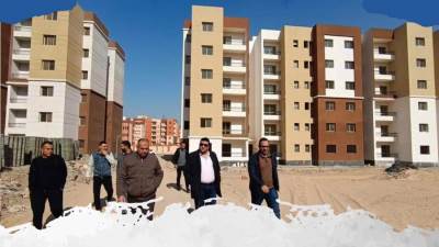 وزير الإسكان يُتابع الموقف التنفيذي لمشروعات جهاز مدينة العبور