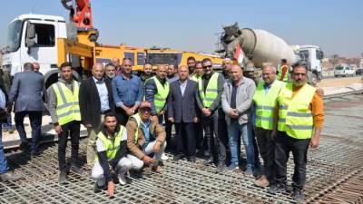 وزير النقل يتفقد مواقع العمل بالمرحلة الثانية من مشروع تطوير الطريق الدائري