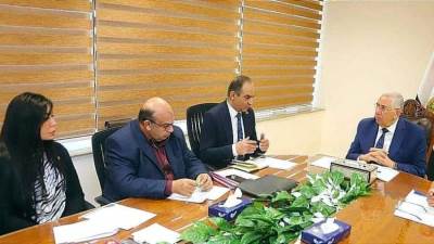 وزير الزراعة يبحث تعزيز تطبيقات برامج الابتكار والتكنولوجيا في مجال الزراعة