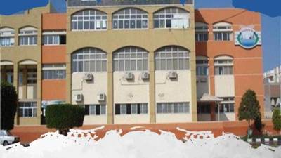 جهاز دمياط الجديدة يزيل أعمدة دور بنائي مخالف بالحي الأول 