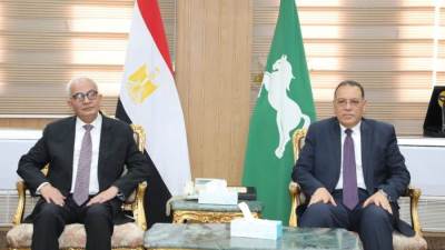 وزير التربية والتعليم ومحافظ الشرقية يعقدان اجتماعًا مع مديرى الإدارات التعليمية بالمحافظة
