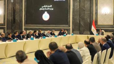 عبدالغفار يوجه بوضع برنامج عمل يستهدف تكثيف الزيارات الميدانية لمتابعة أداء المستشفيات