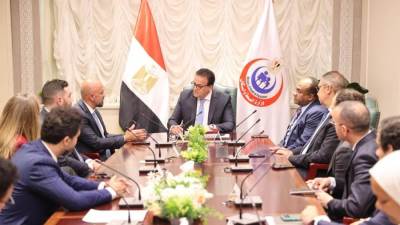 وزير الصحة يستقبل وفد شركة بوسطن ساينتيفيك  لتعزيز التعاون