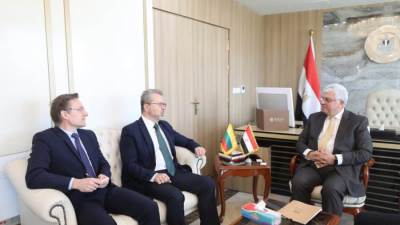 عاشور يستقبل سفير ليتوانيا لبحث سُبل تعزيز التعاون في مجال التعليم العالي