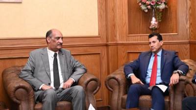 وزير الرياضة يلتقي رئيس الاتحاد الرياضي للمكفوفين