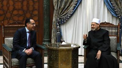 شيخ الأزهر يستقبل رئيس الوزراء لمتابعة الموقف التنفيذي لمشروع مدينة البعوث الإسلامية