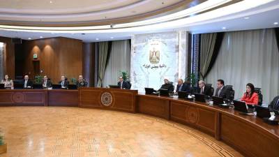 مدبولي يُهنئ الرئيس السيسي والحكومة والشعب المصري بمُناسبة حلول عيد الفطر المُبارك