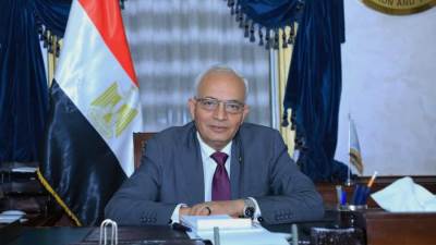 حجازي يوجه المديريات التعليمية بتنظيم مراجعات نهائية مجانية لطلاب الشهادتين الإعدادية والثانوية