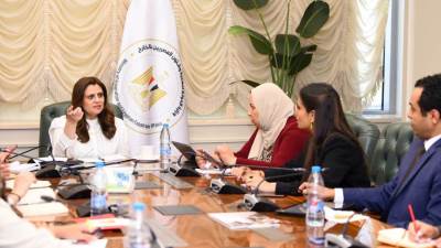 وزيرة الهجرة تستعرض تقريرا عن منجزات المركز المصري الألماني للوظائف والهجرة
