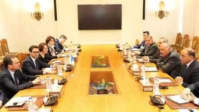 وزير الخارجية سامح شكري يستقبل وزير خارجية فرنسا