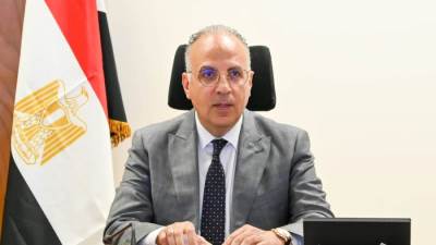 وزير الري يتابع موقف المشروعات المائية المنفذة بمحافظات الصعيد