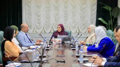 وزيرة التضامن الاجتماعي تجتمع مع فريق تنمية الأصول بالوزارة لمراجعة