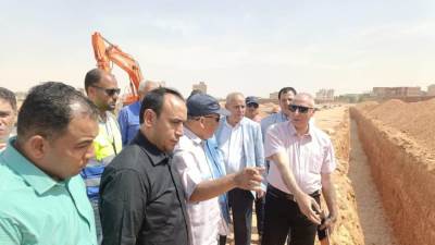 أمين غنيم لرؤساء الأجهزة: ضرورة اختبار أعمال الطرق طبقاً للكود..وإجراء التجارب على توريدات المرافق 