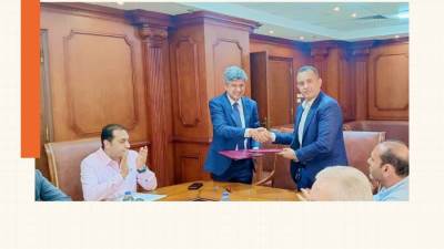 المهندس محمد خلف الله يوقع بروتوكول بين جهاز المدينة والغرفة التجارية بمحافظة دمياط