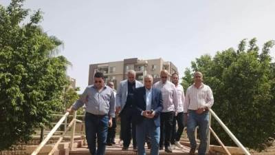 مسؤولو الإسكان يتفقدون مشروعات رفع الكفاءة والصيانة بالعبور