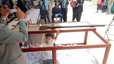 الإسكان تنهي إجراء القرعة العلنية اليدوية لحاجزى الوحدات السكنية بالمرحلة التكميلية بـ4 مدن جديدة