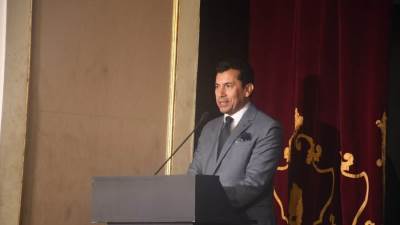 صبحي يشهد توقيع بروتوكول استضافة مصر لبطولات سوبر جلوب وبطولة العالم  للقارات لكرة اليد