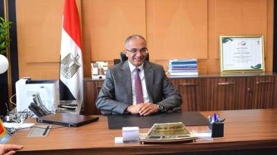 وزير الإسكان يتابع موقف التعاون بين الوزارة والدول الإفريقية فيما يخص تنفيذ المشروعات وتبادل الخبرات