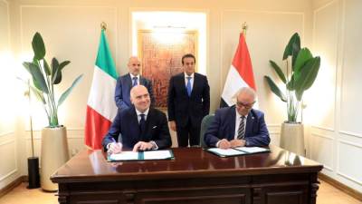 عبدالغفار يشهد توقيع مذكرة بين الرابطة الإيطالية والمعهد العالي للتقنية في روما