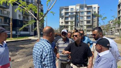 رئيس مدينة دمياط الجديدة يتفقد أعمال الطرق بمشروع جنة بالحي الساس