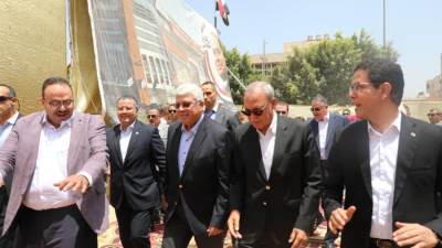 وزير التعليم العالي يزور أرض مستشفى بنها الجامعي الجديد