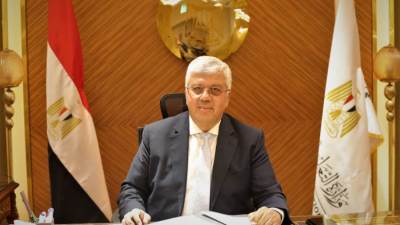 وزير التعليم العالي يسافر إلى روسيا للمشاركة في اجتماع وزراء التعليم العالي