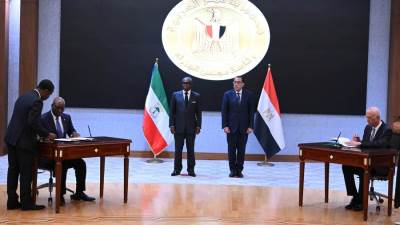 مدبولي ونائب رئيس غينيا الاستوائية يشهدان توقيع مُذكرة في مجال الدراسات الدبلوماسية