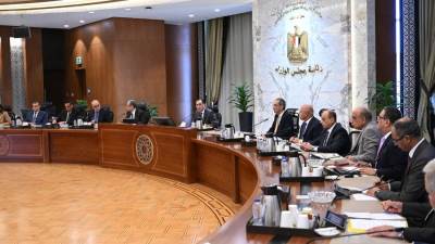 رئيس الوزراء يتابع موقف سداد مستحقات الكهرباء لدى الوزارات والجهات الحكومية