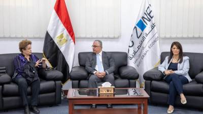 اقتصادية قناة السويس تستقبل وزيرة التعاون الدولي ووفد بنك التنمية الجديد NDB