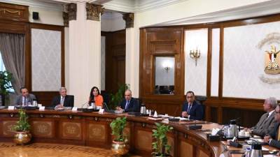 رئيس الوزراء يتابع جهود توفير مياه الشرب والري بمحافظة السويس