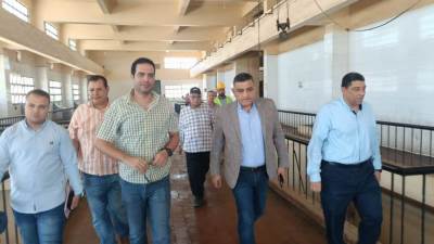 أشرف فتحى يتفقد سير العمل بمنظومة مياه الشرب بمدينة الشروق