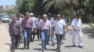 علاء عبداللاه: تنفيذ 21 قرار إزالة مخالفات وغلق محال بالعاشر من رمضان